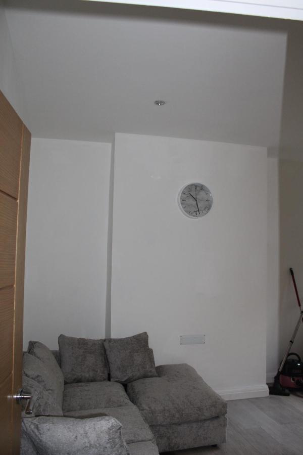 Beautiful, Spacious, Old Trafford Holiday home *