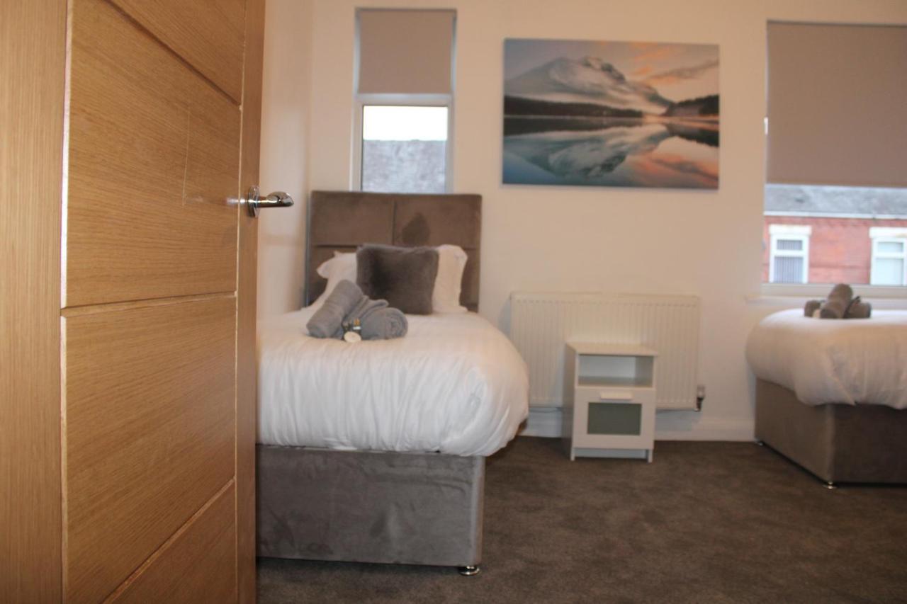 Beautiful, Spacious, Old Trafford Holiday home Manchester