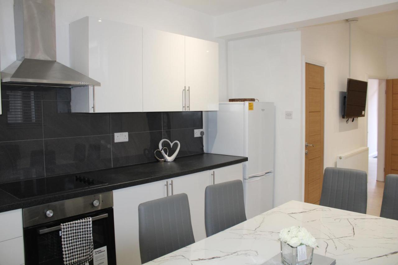 Holiday home Beautiful, Spacious, Old Trafford Manchester