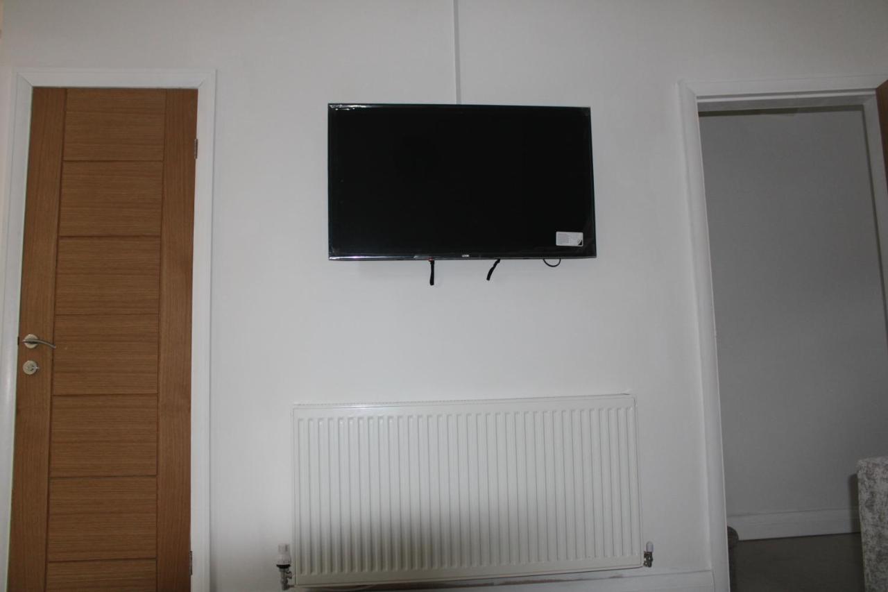 Beautiful, Spacious, Old Trafford Holiday home *