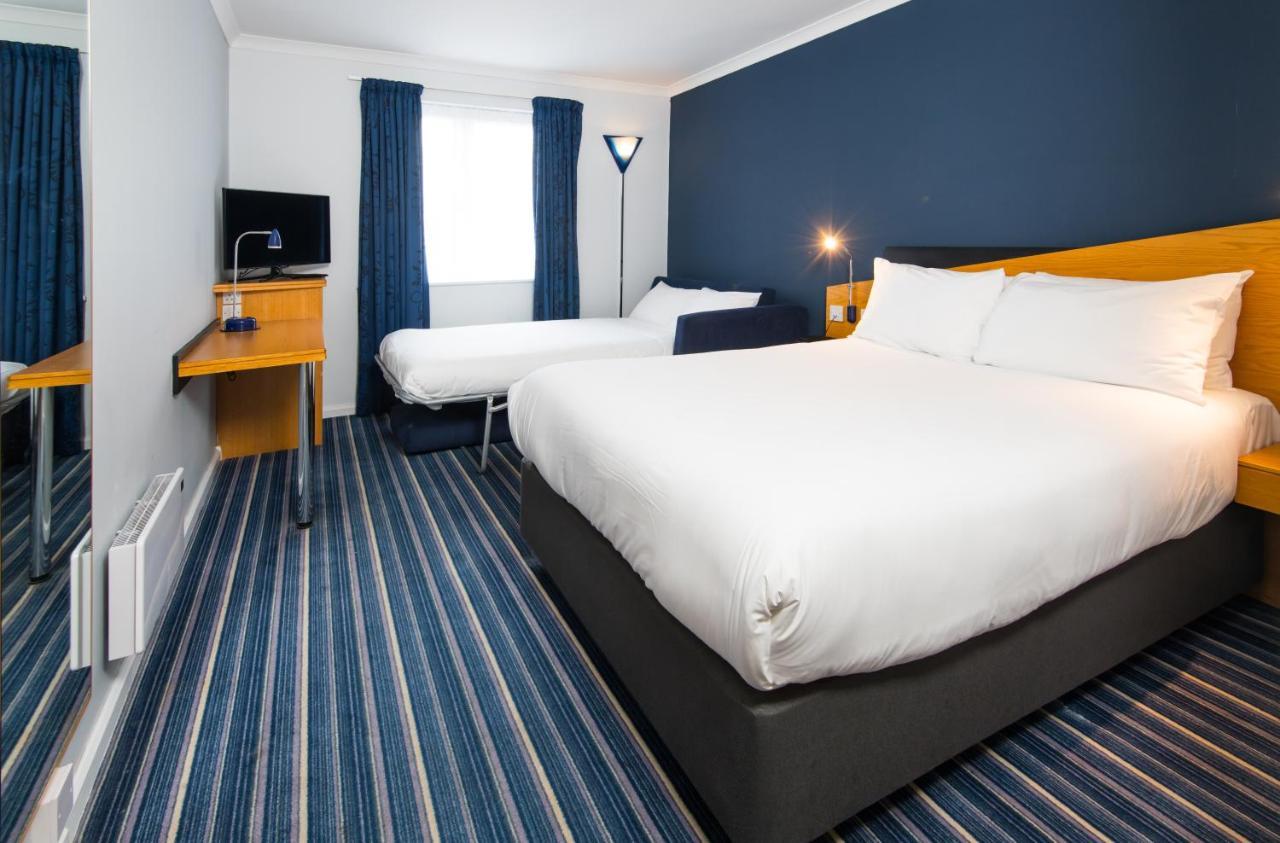 Hotel Express East By Ihg
