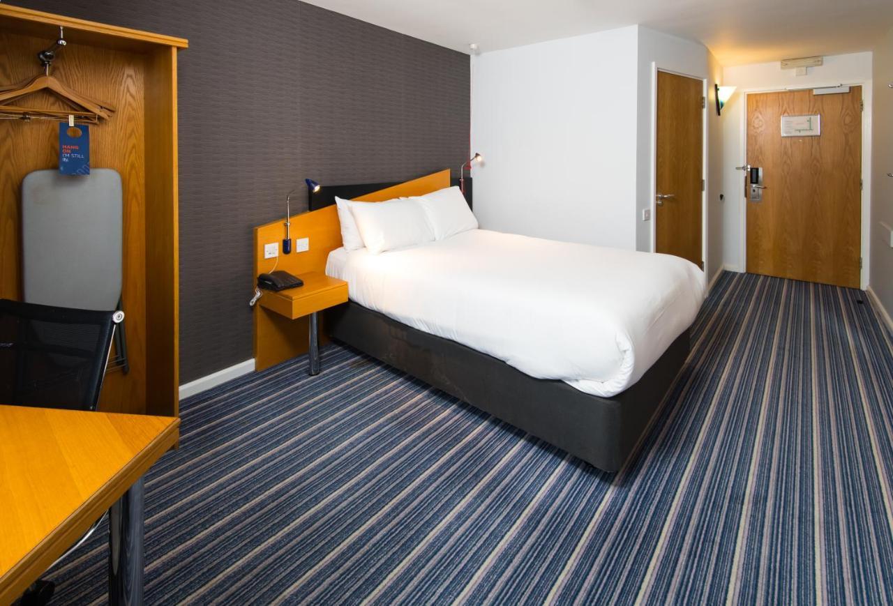 Hotel Express East By Ihg