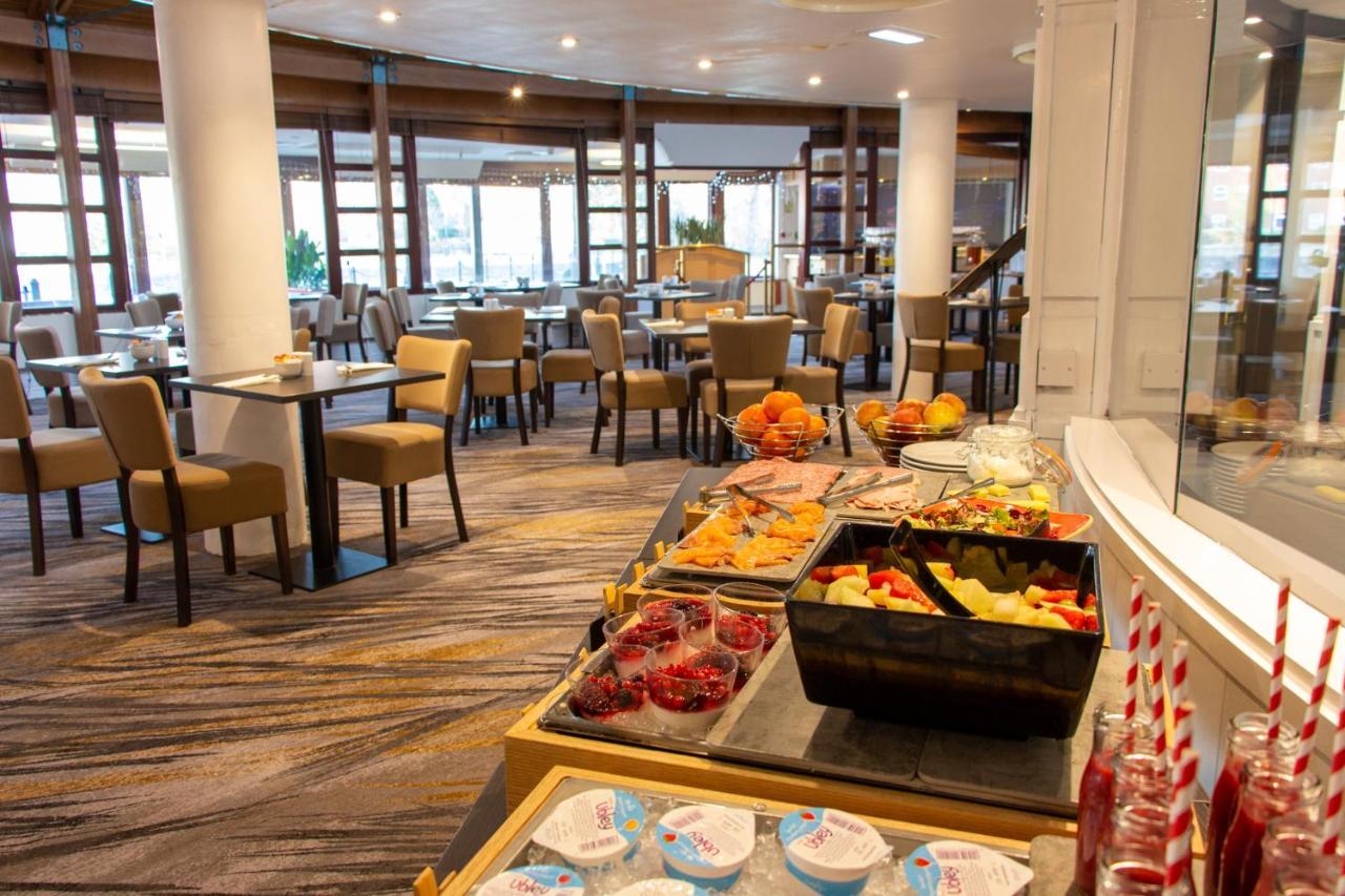 Hotel Copthorne Salford Quays 4*