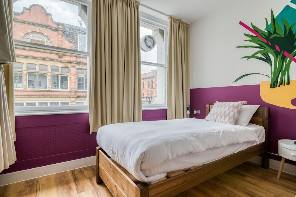 Hostel Ph Nq1 *
