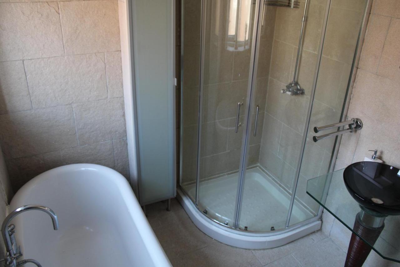 Holiday home Beautiful 3 Bedroom House With Parking