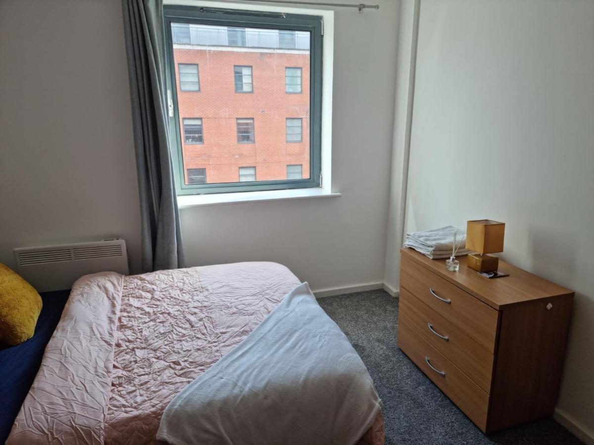Apartment Beautiful 2-bed In Centre *