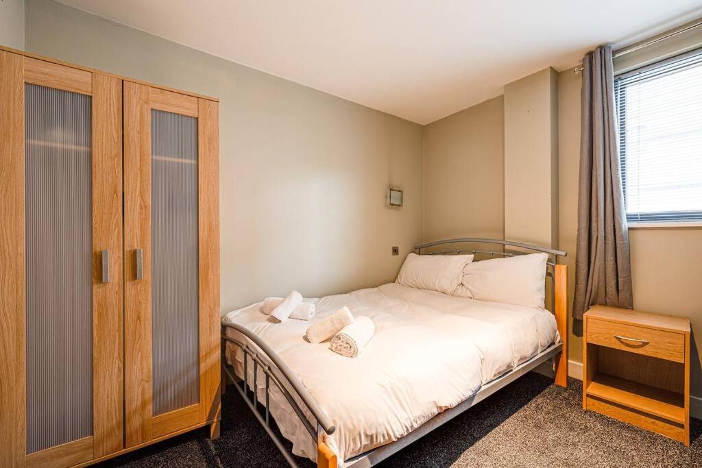 Apartment Apt In With Secure Parking Manchester
