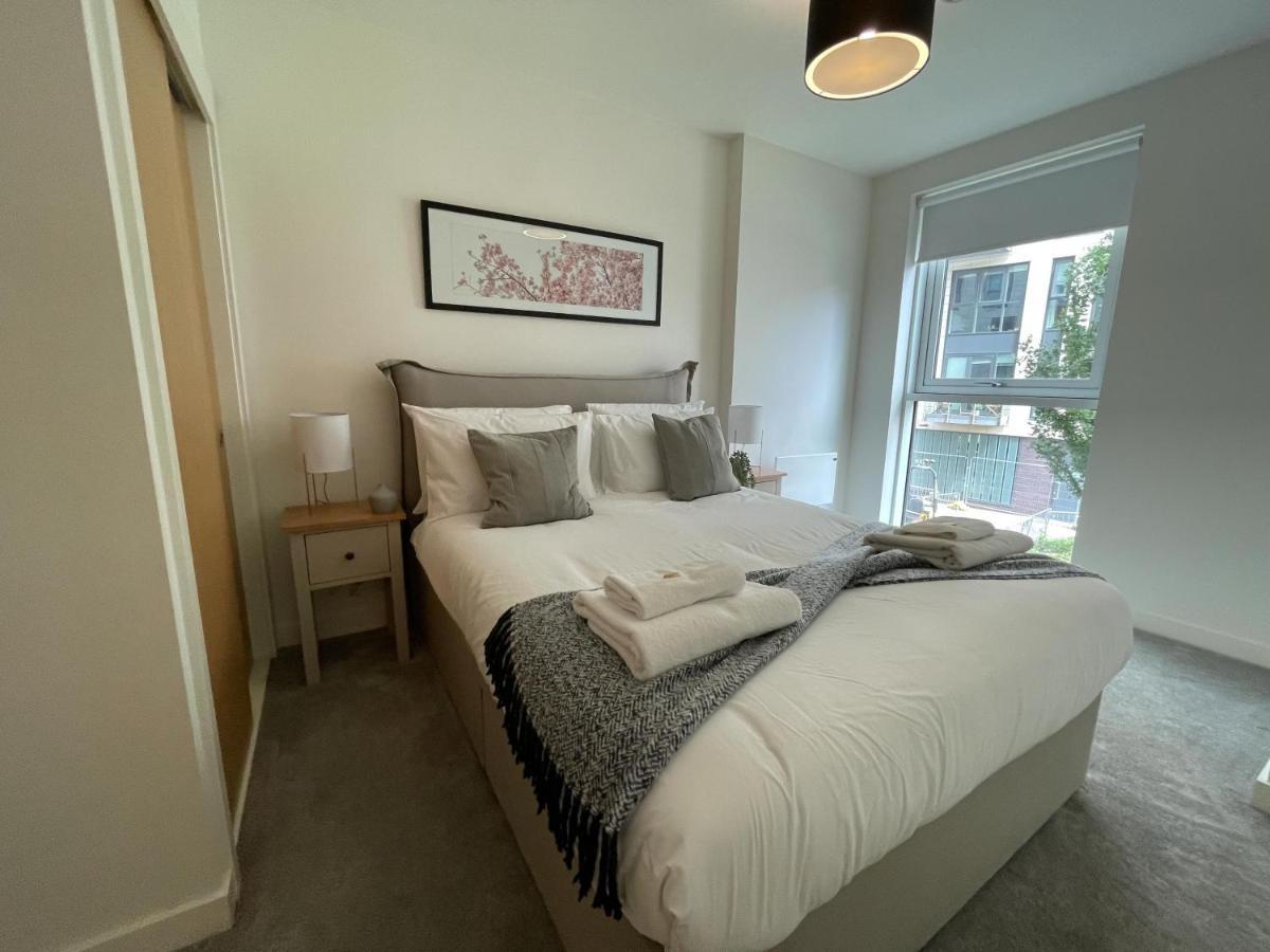 Apartment Salford Central - Luxury By Mgroupsa