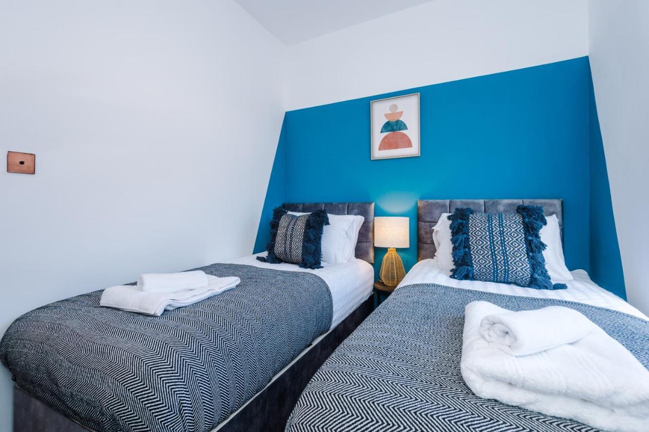 Rest&recharge @ Windsor House Manchester