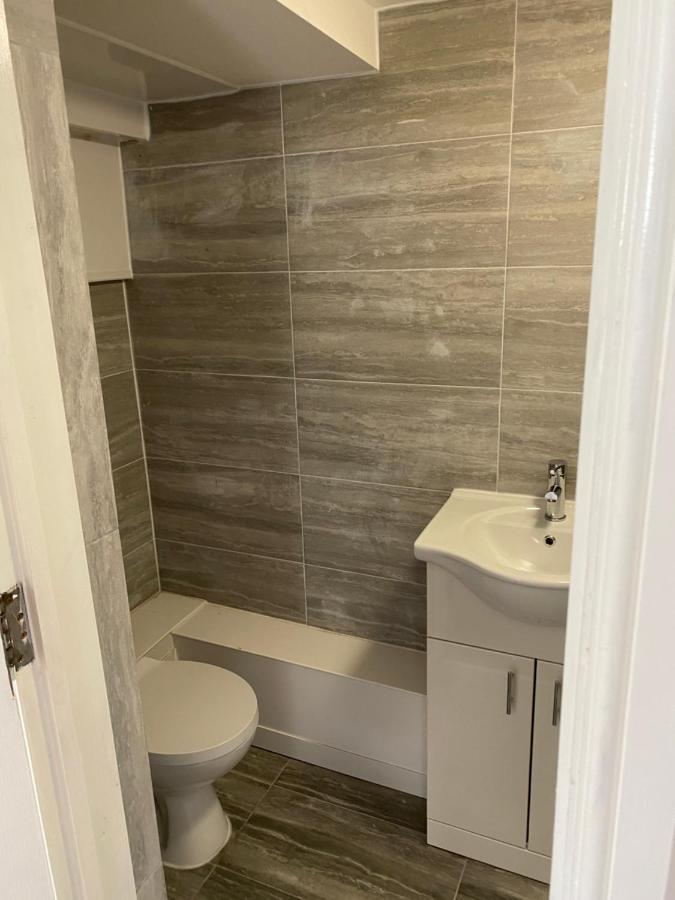 Beautiful Basement En-suite *