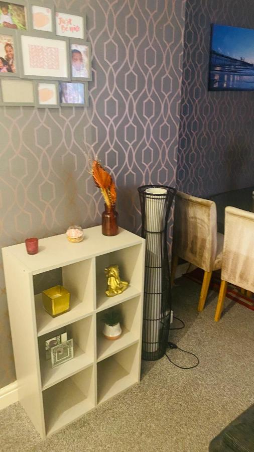 Beautiful Basement En-suite Homestay