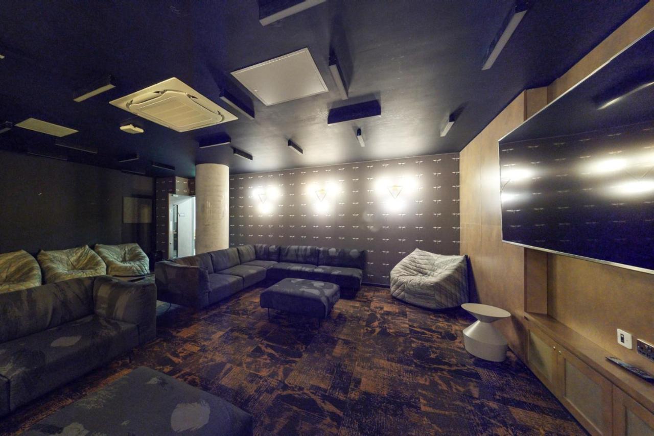 Private Bedrooms With Shared Kitchen, And 2 Bed At Canvas Appartement *