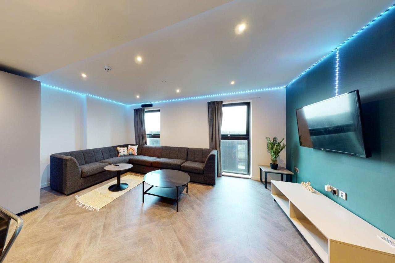 Private Bedrooms With Shared Kitchen, And 2 Bed At Canvas * Manchester