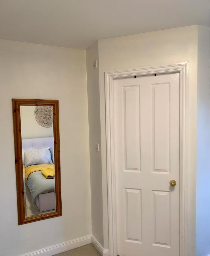 Holiday home Spacious And Amazing 4 Bedroom Detached House