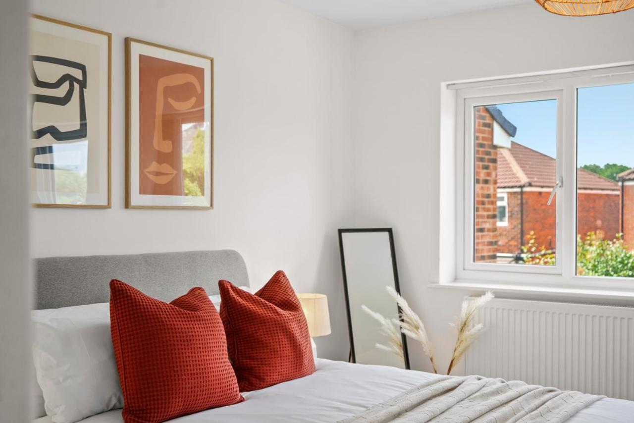 Vakantiehuis Greaves House By Truestays - 3 Bedroom House In Failsworth,