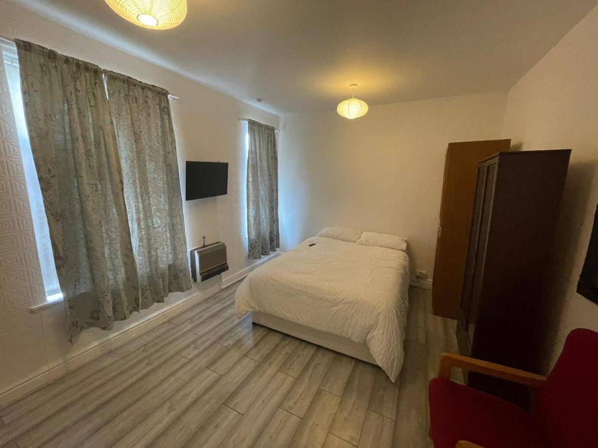 Apartment White House *
