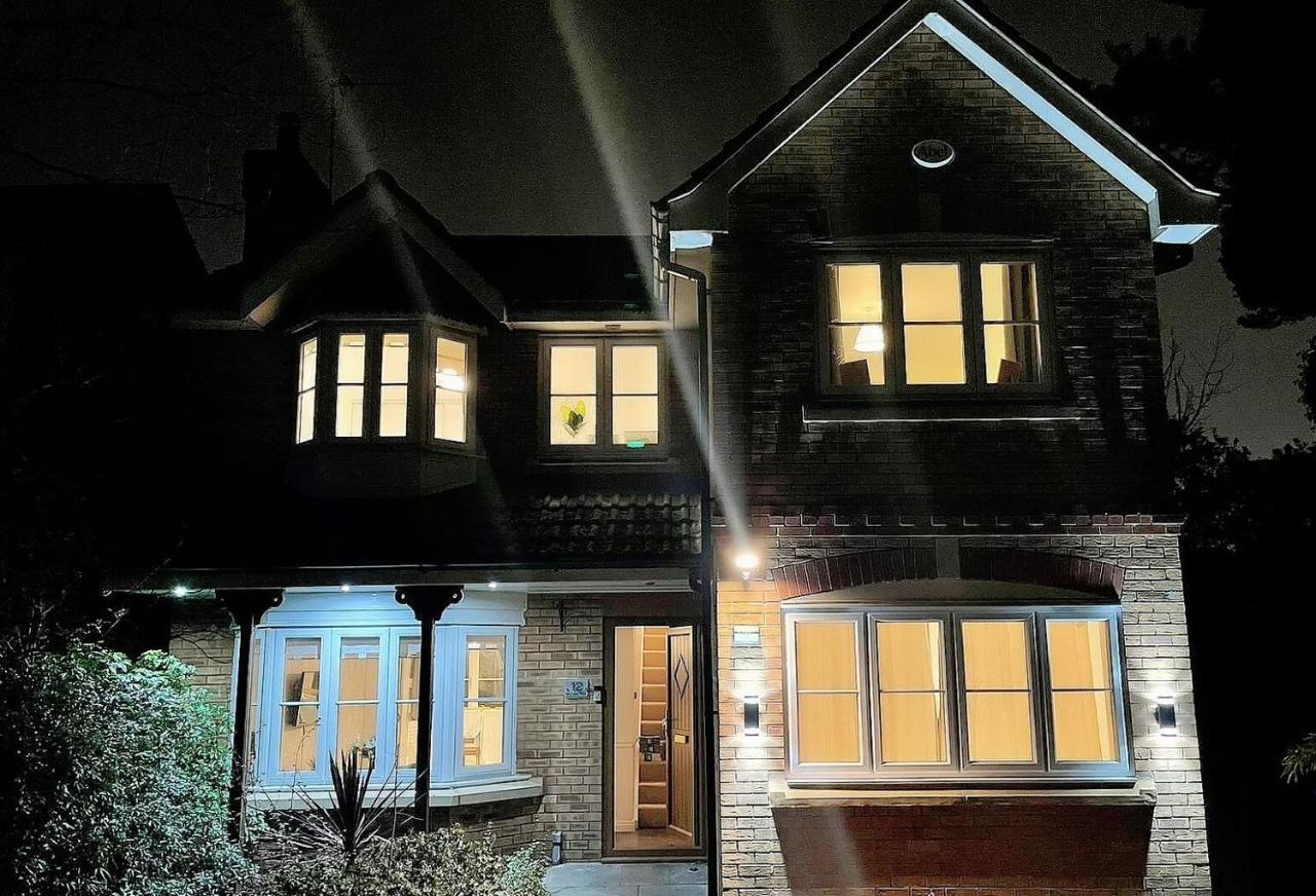 Spacious And Amazing 4 Bedroom Detached House Holiday home