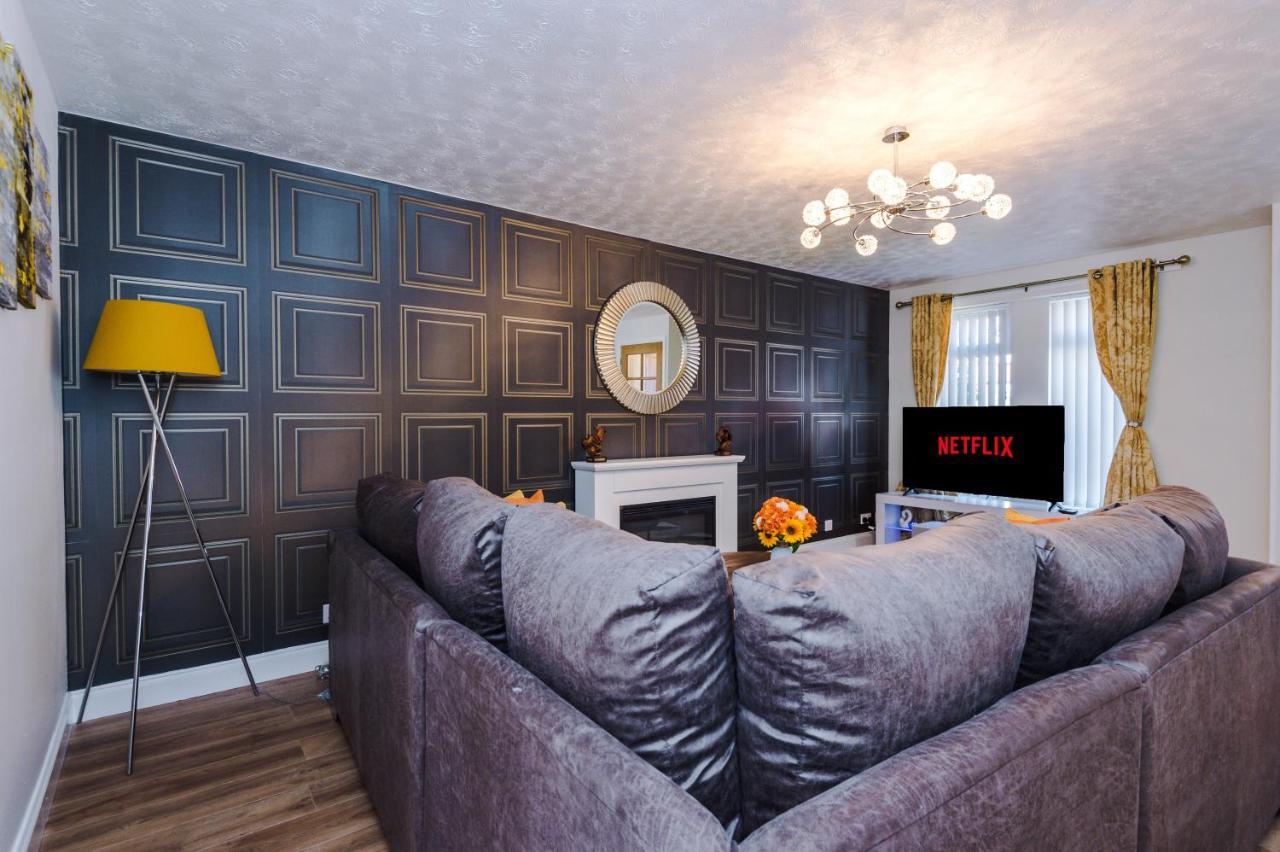 Stylish 4 Bedroom Close To City Centre Manchester