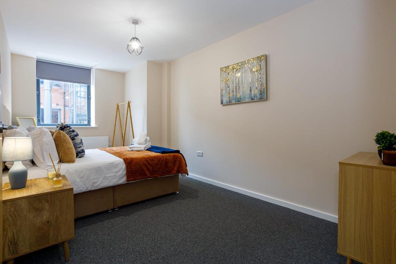 Bright And Modern 2 Bedroom Manchester