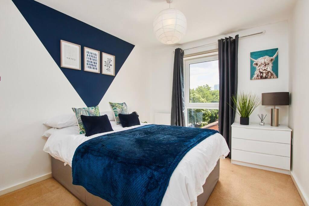 Gem - Sleeps 6 * Manchester