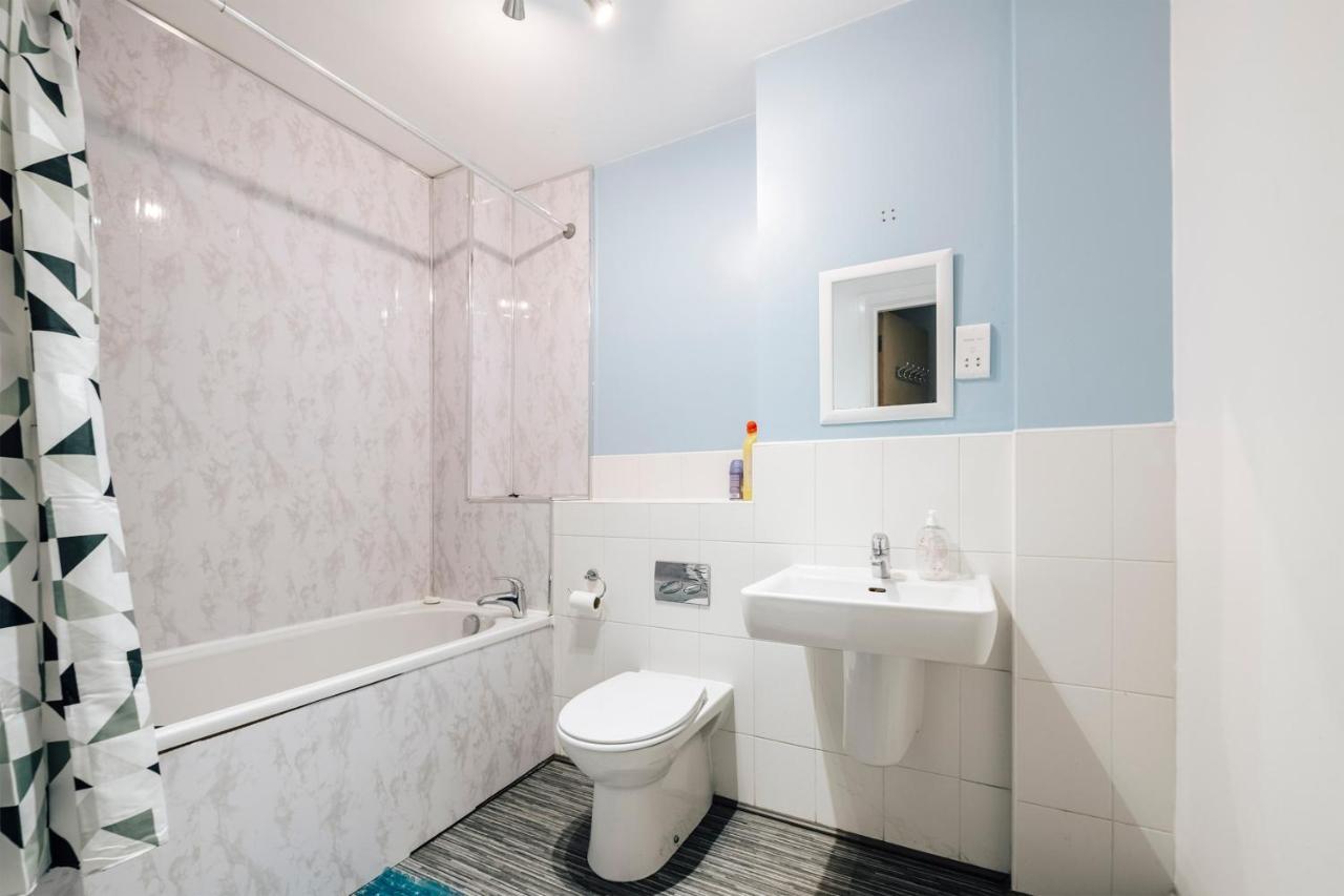 Lloyd St Appartement