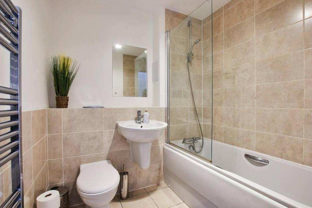 Gem - Sleeps 6