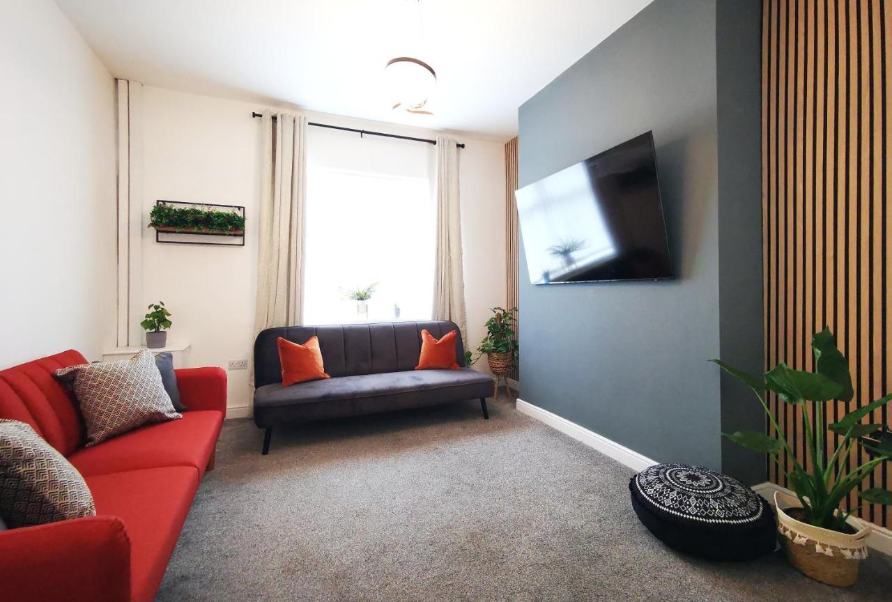 The Mellor - Holiday Home With Free Parking 15 Minutes To Manchester City Centre & Coop Live Arena *