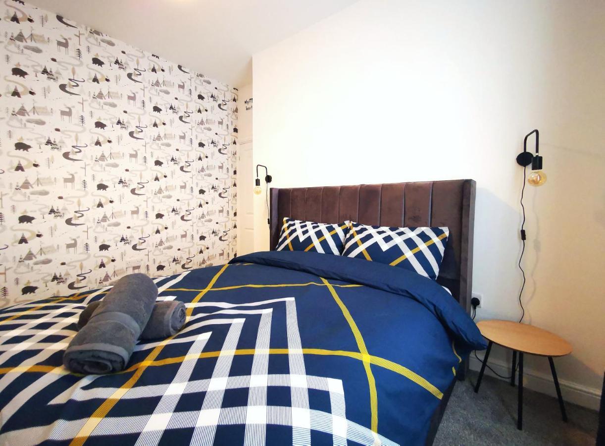 The Mellor - Holiday Home With Free Parking 15 Minutes To Manchester City Centre & Coop Live Arena * Manchester