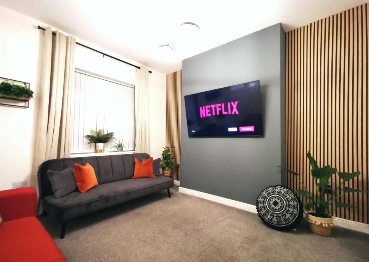 The Mellor - Holiday Home With Free Parking 15 Minutes To Manchester City Centre & Coop Live Arena Manchester