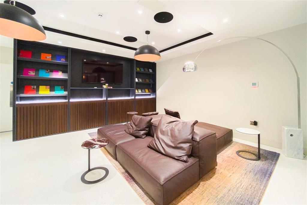 Luxury 2 Bedroom Centre