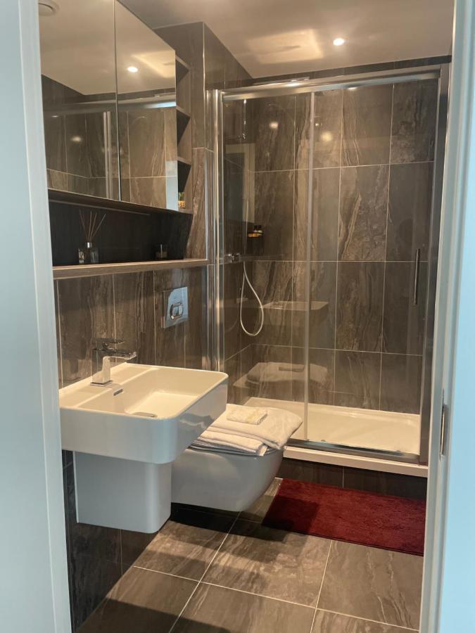 Apartment Luxury 2 Bedroom Centre *