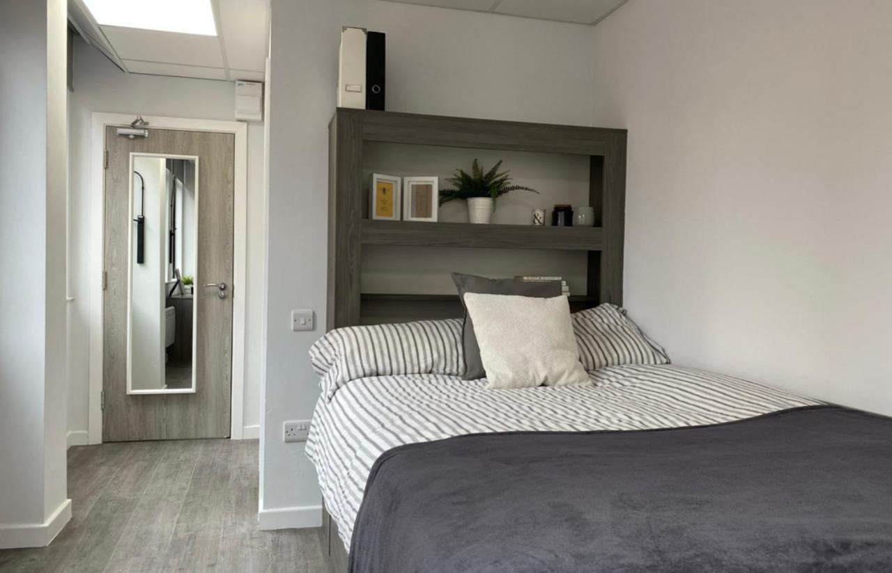 Amazing En-Suite Room In City Centre *