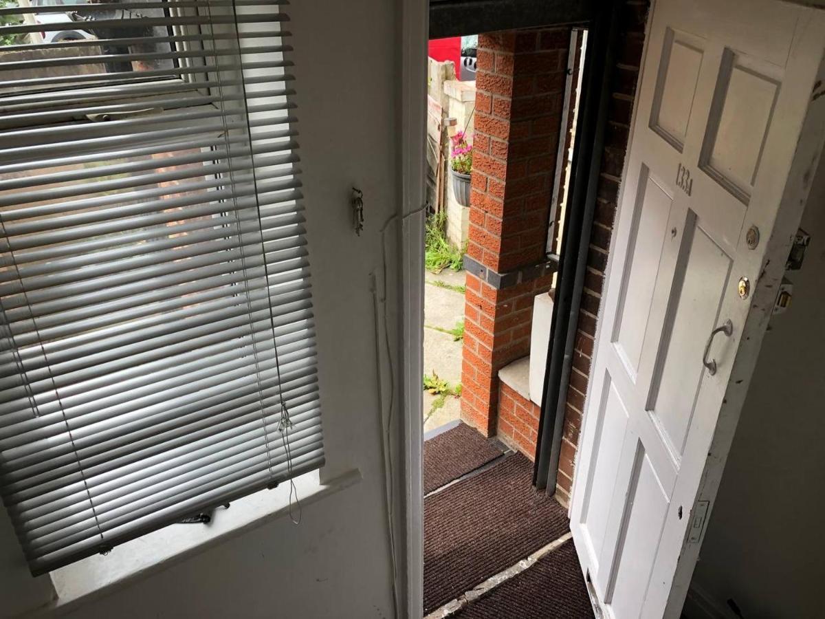 Private Studio Flat Great Location In Appartement Manchester
