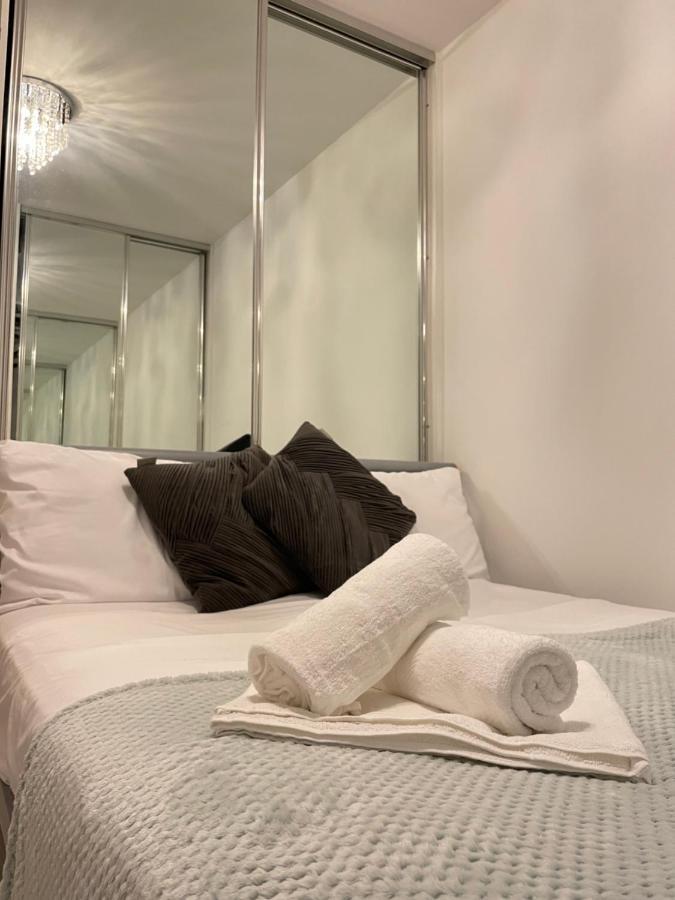 Wharf Premier - Free Private Parking Apartment