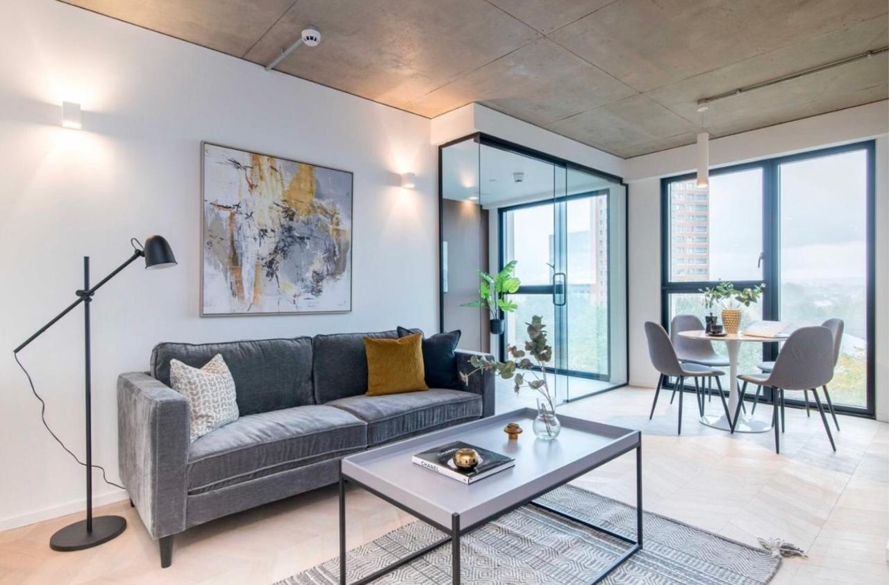 New Build Luxurious 2 Bedroom Apt Apartment Manchester