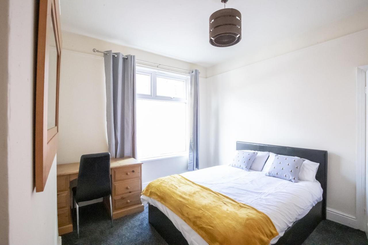 Rutland House 10 Mins From City Ctr 4-bedroom House * Manchester
