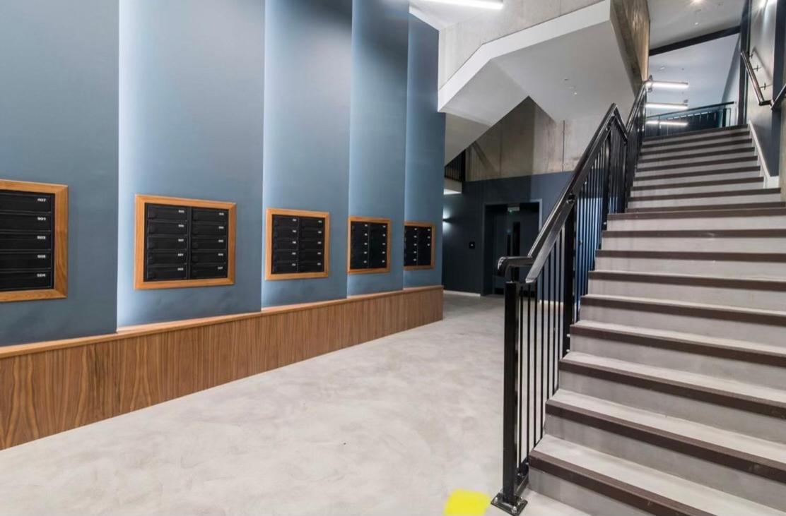New Build Luxurious 2 Bedroom Apt Manchester