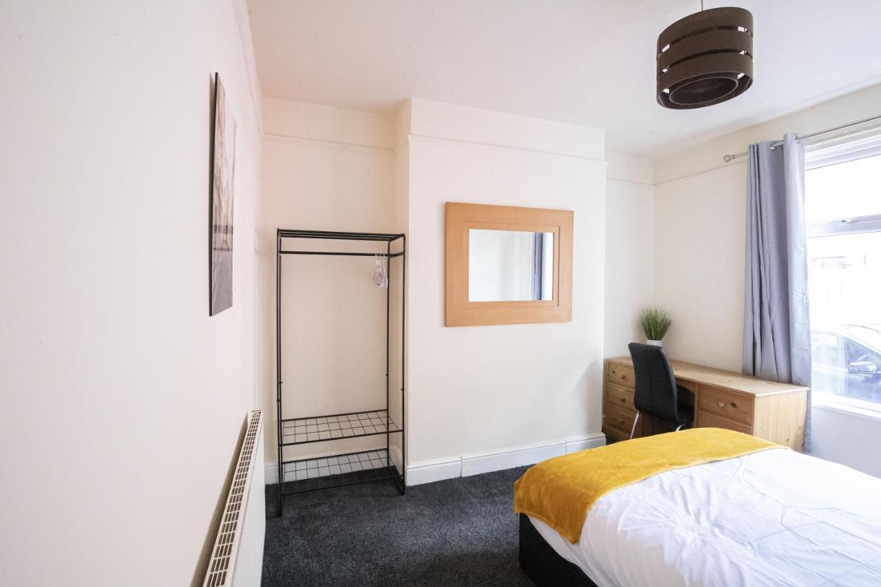 Rutland House 10 Mins From City Ctr 4-bedroom House Manchester