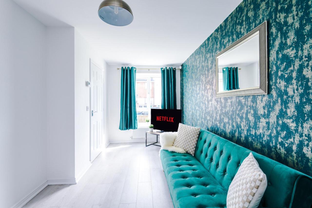 5 Bedroom House Hosted By Mcr Dens Manchester