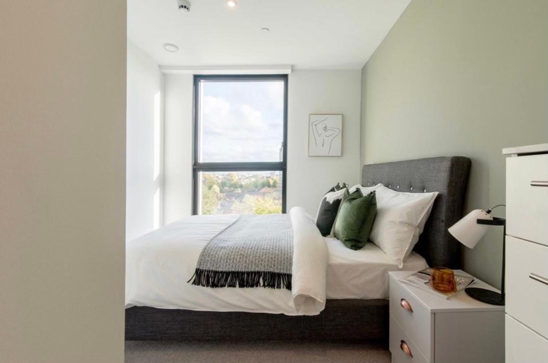 Apartment New Build Luxurious 2 Bedroom Apt *