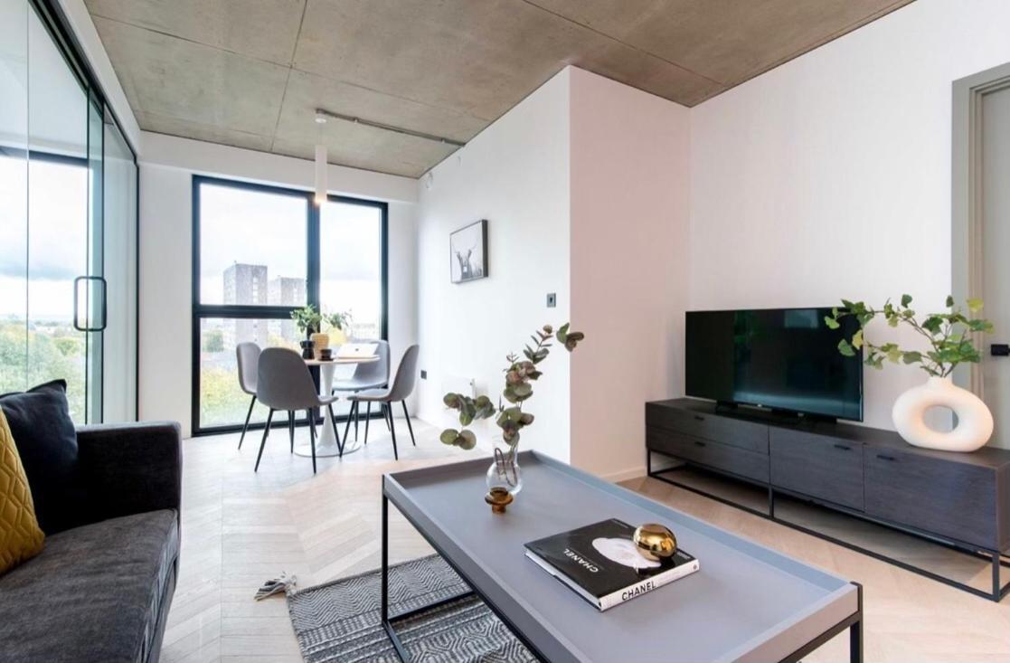 New Build Luxurious 2 Bedroom Apt Manchester