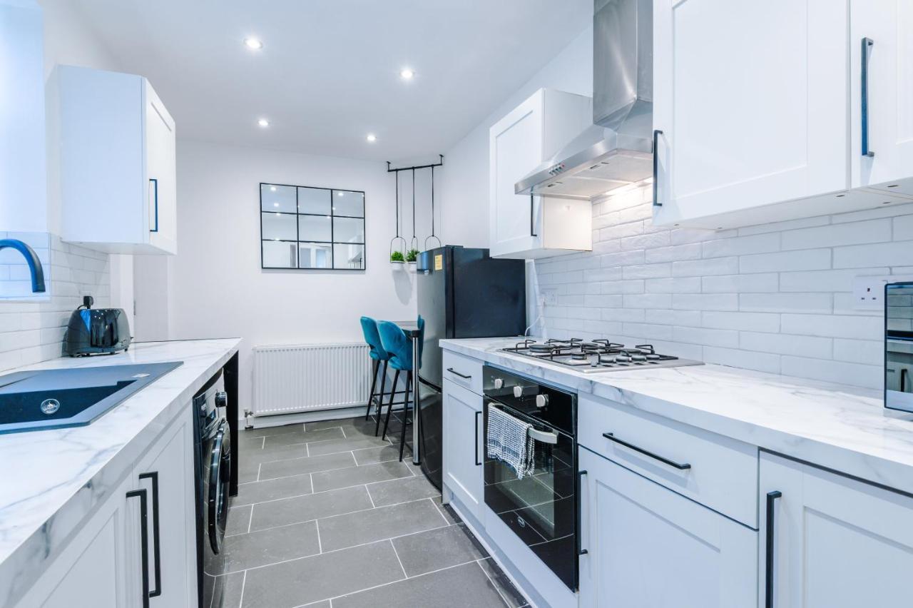 Vakantiehuis 3 Bedroom House Hosted By Mcr Dens *