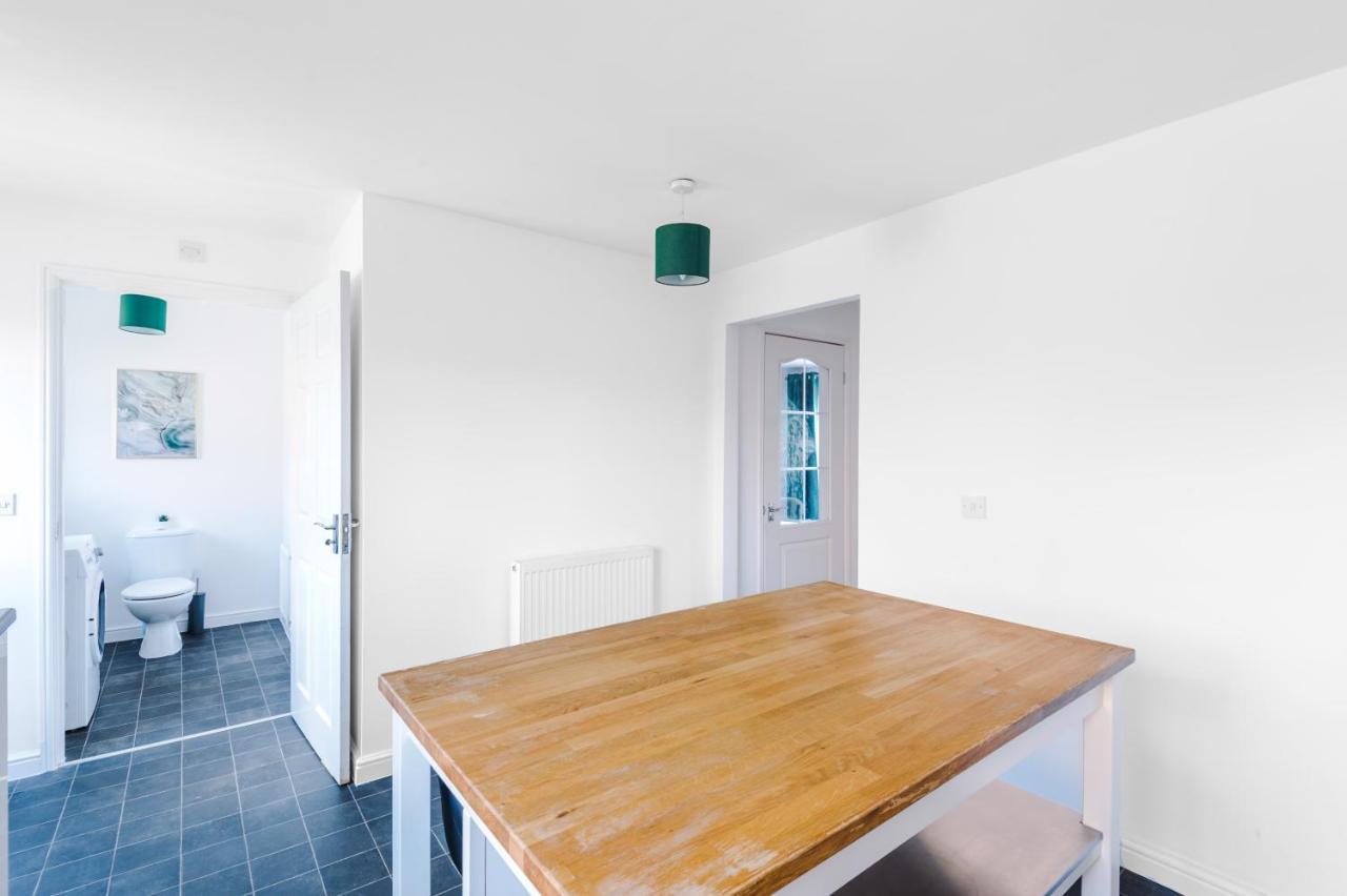 Holiday home 5 Bedroom House Hosted By Mcr Dens Manchester