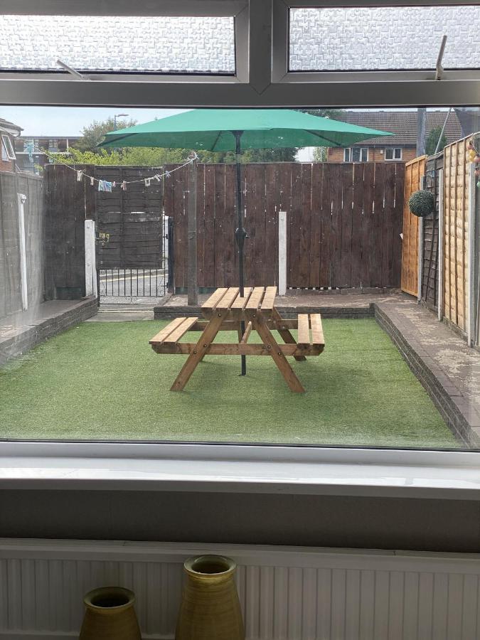 Bv Luxury Spacious 3 Bedroom House At Isaac Close