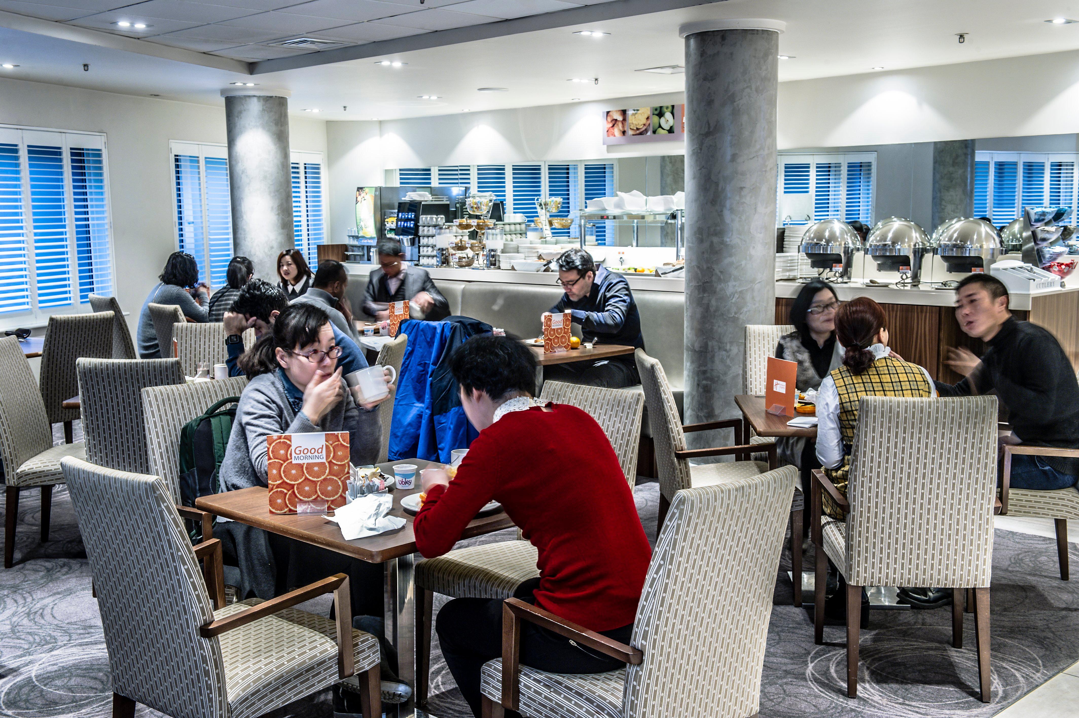 Hotel Express Centre By Ihg
