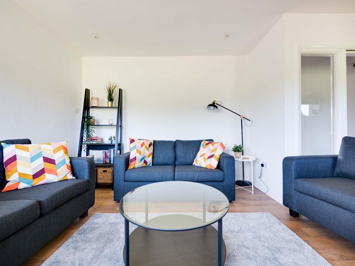 Vakantiehuis Pass The Keys Lovely 3 Bedroom Golf Club And Parking