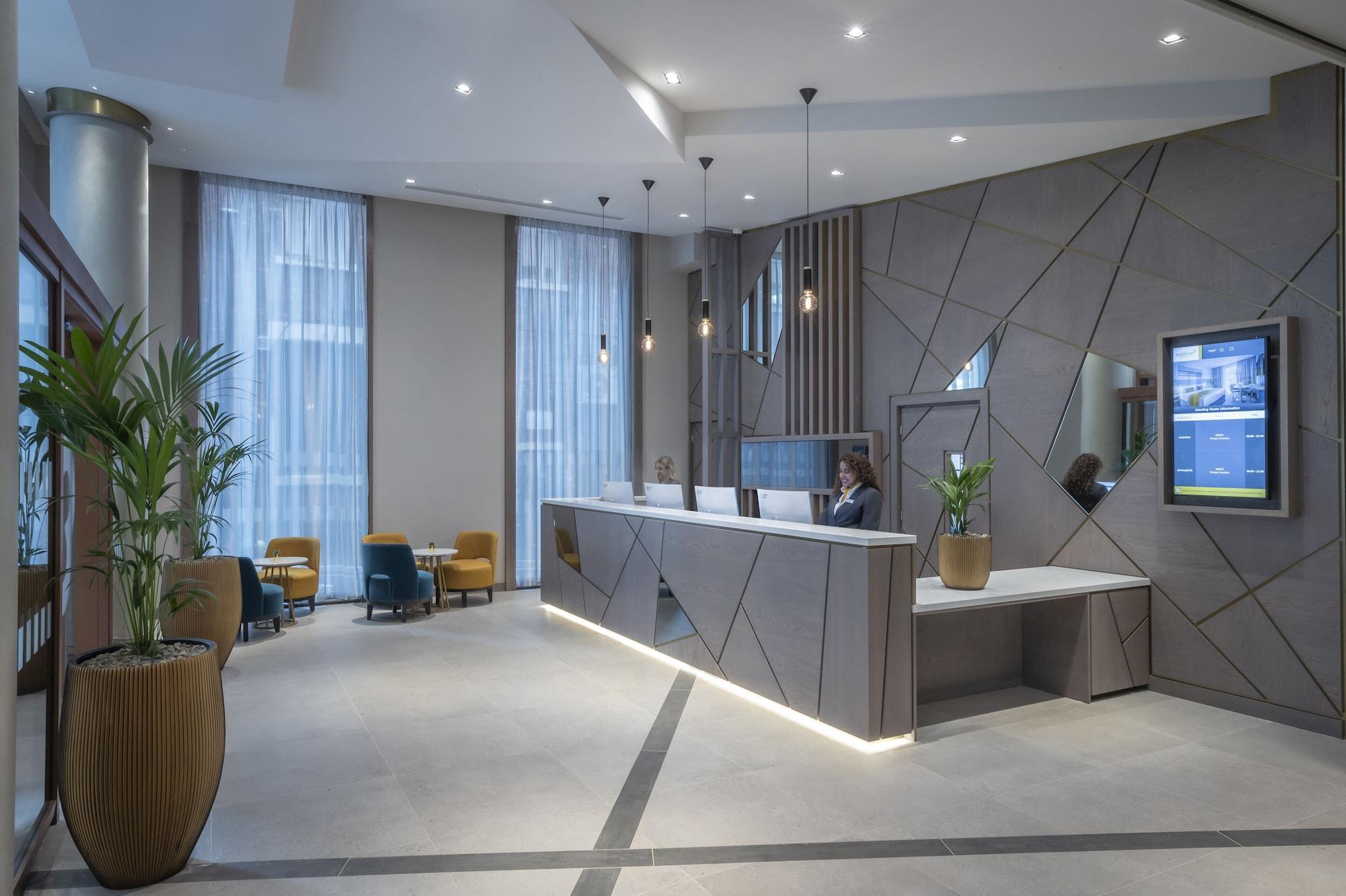 Maldron Centre Hotel 4*