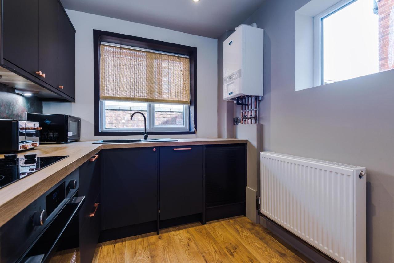 Vakantiehuis Four Bedroom Urban Hosted By Mcr Dens