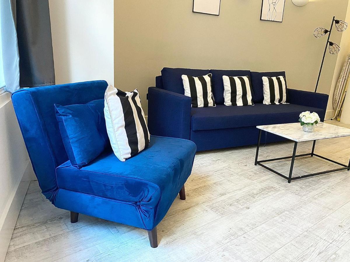 *new* Stylish & Modern Centre Appartement *