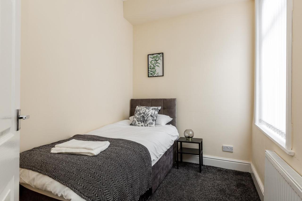 Holiday home Jetson House - Luxury 4-bed With King Size Bedroom Near Etihad *